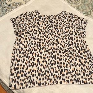 Loft Grey and pink leopard print t-shirt